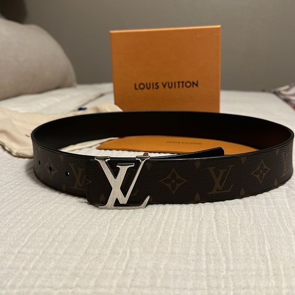 Men’s authentic Louis Vuitton reversible belt - Picture 3 of 5